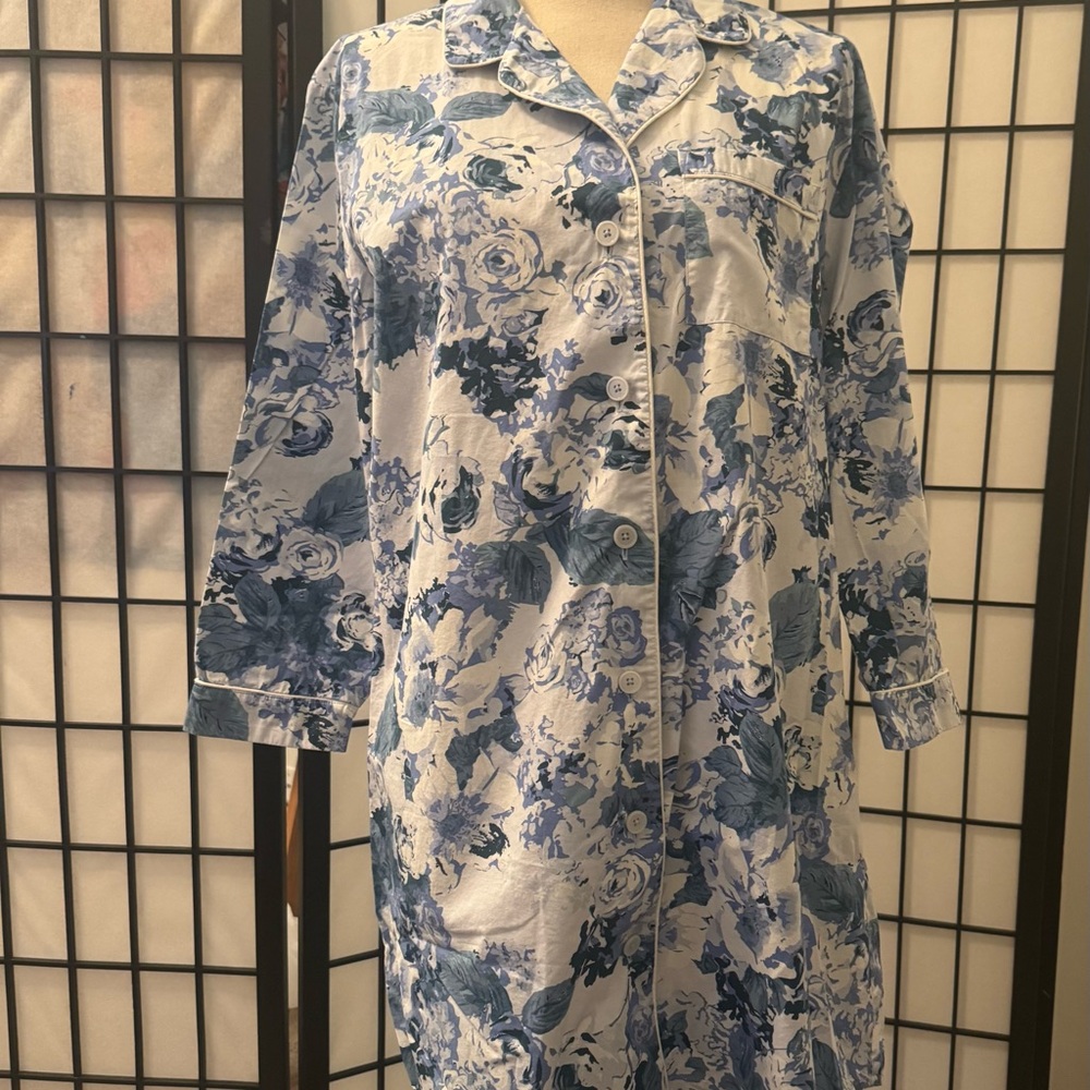Haven Well Within Blue Classic Floral Nightshirt/robe
